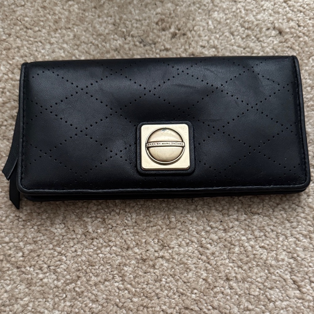 Marc By Marc Jacobs Black Quilted Wallet